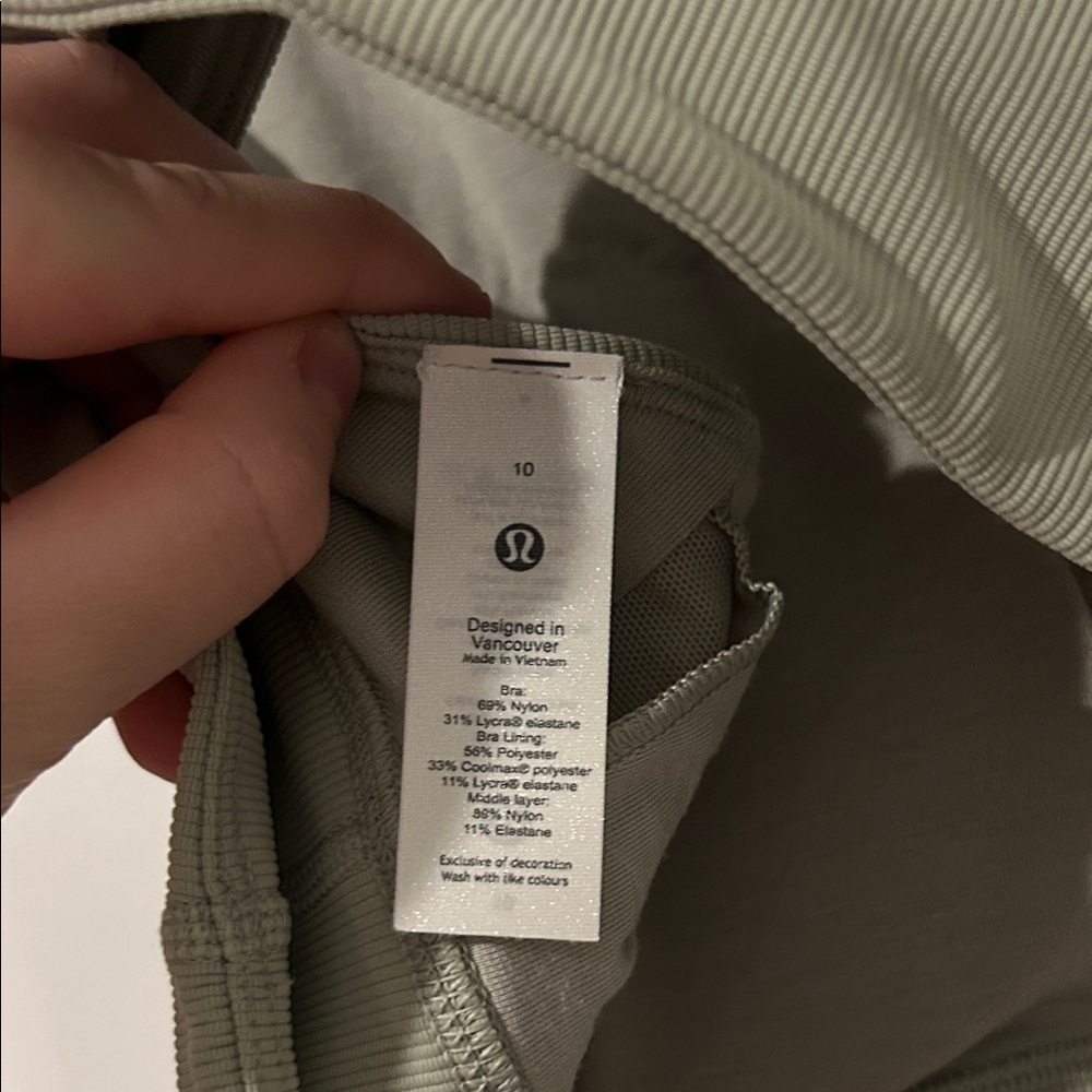 Lululemon Sage Green High-Neck Sports Bra - Picture 3 of 3